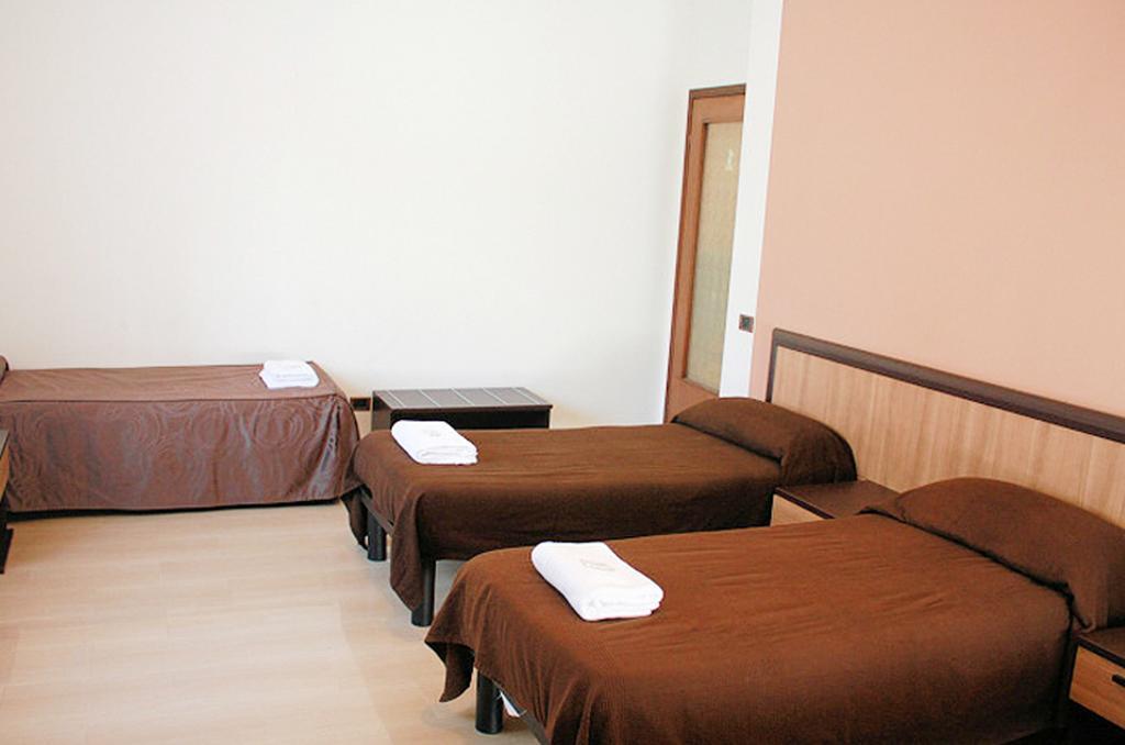 Villamelchiorre 1 Milan Bagian luar foto