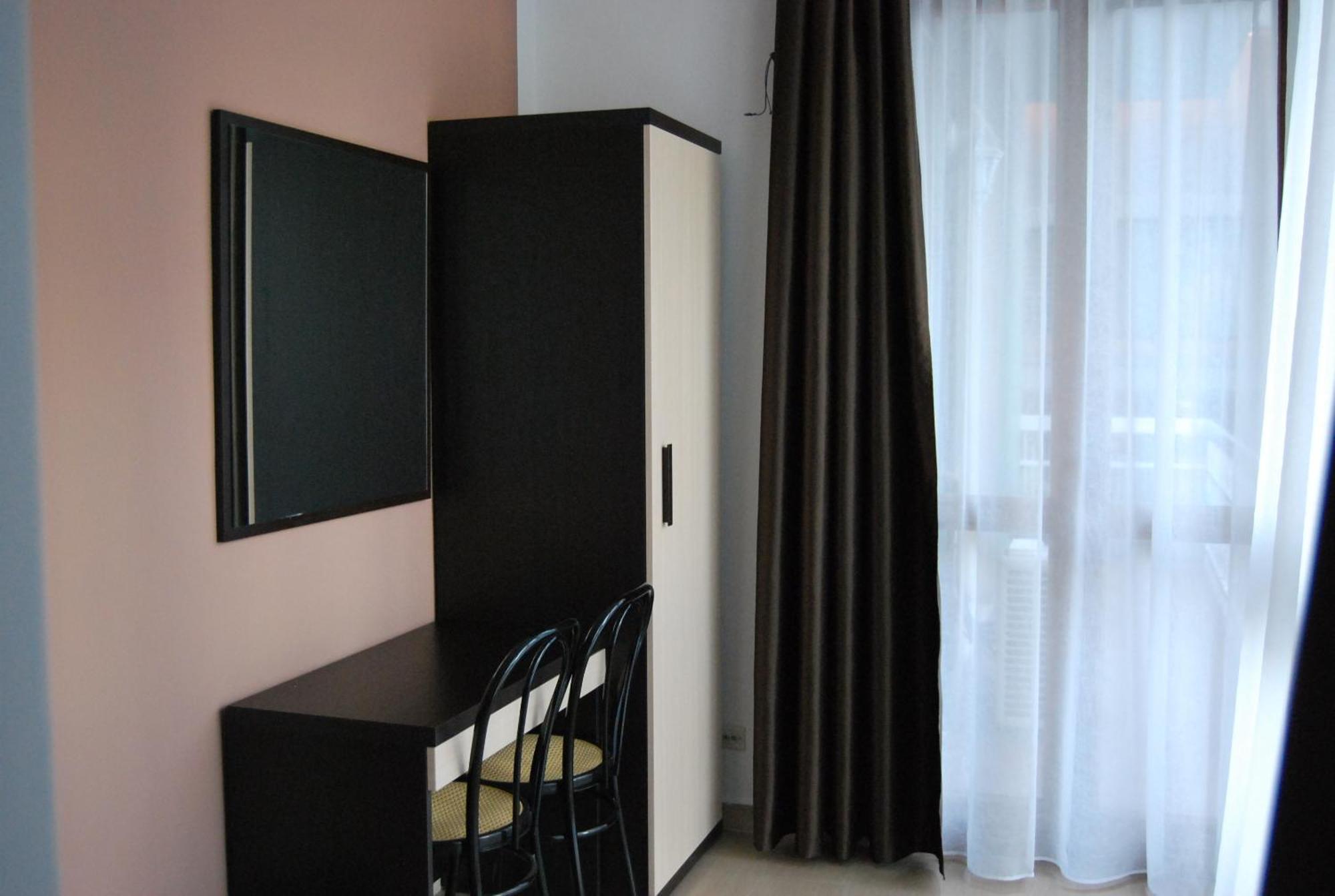 Villamelchiorre 1 Milan Bagian luar foto